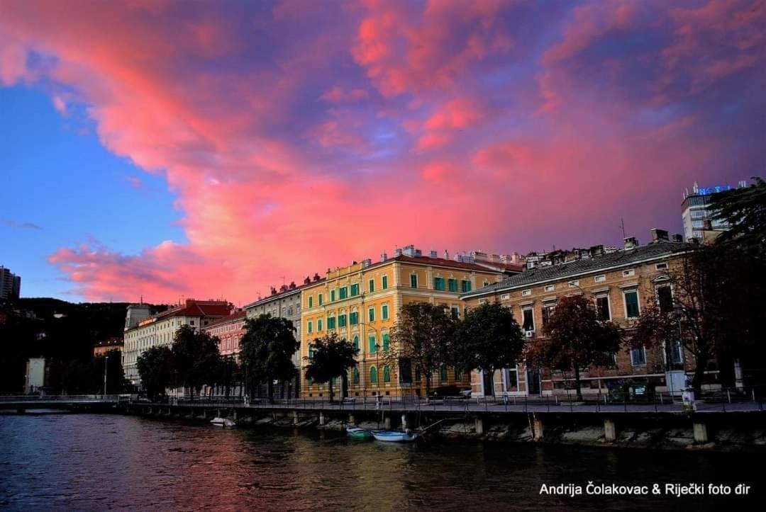 Adriatica Lägenhet Rijeka Exteriör bild