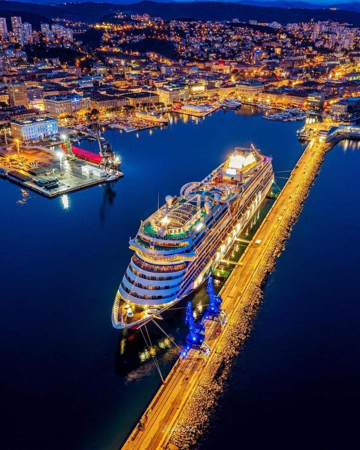 Adriatica Lägenhet Rijeka Exteriör bild